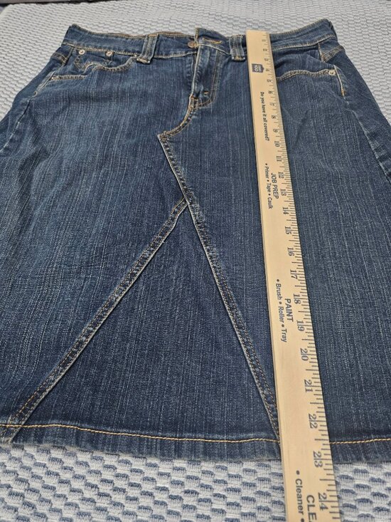 Levis Vintage Y2K Year 0407 Dark Wash Denim Midi Skirt - Size 8 - Picture 6 of 6